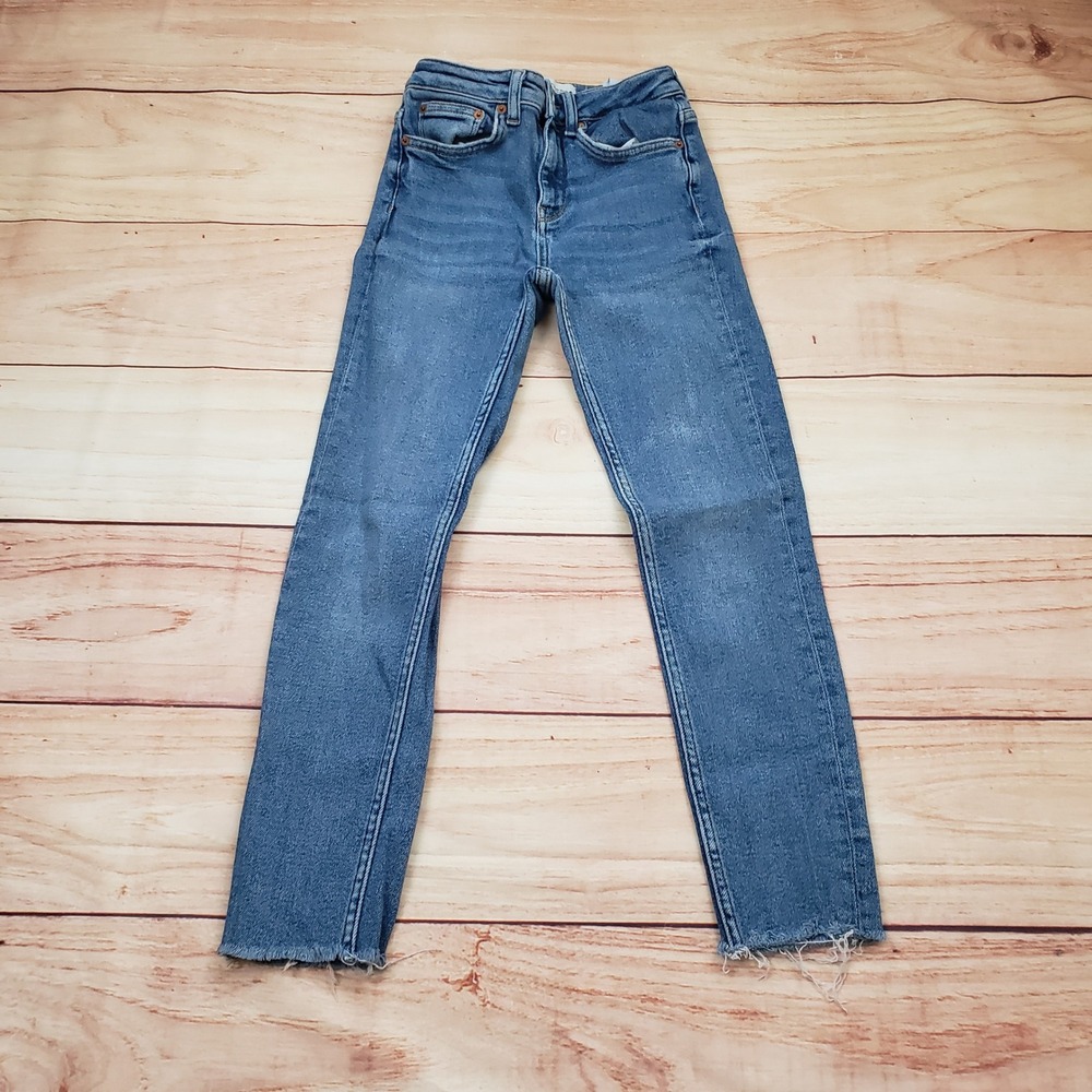 Zara‎ Jeans Womens Size 2 24 Blue High Rise Straight Leg Raw Hem Medium Wash
